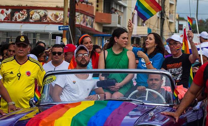 Cuba cancela desfile anual de orgullo gay en medio de incertidumbre económica