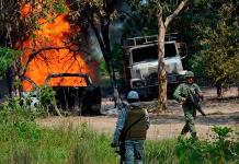 Controlan incendio por explosión de oleoducto de Pemex en Chiapas