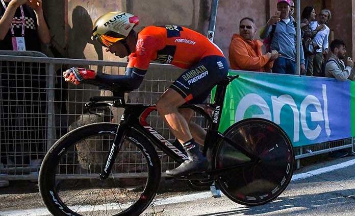 Roglic se lleva la primera etapa del Giro de Italia