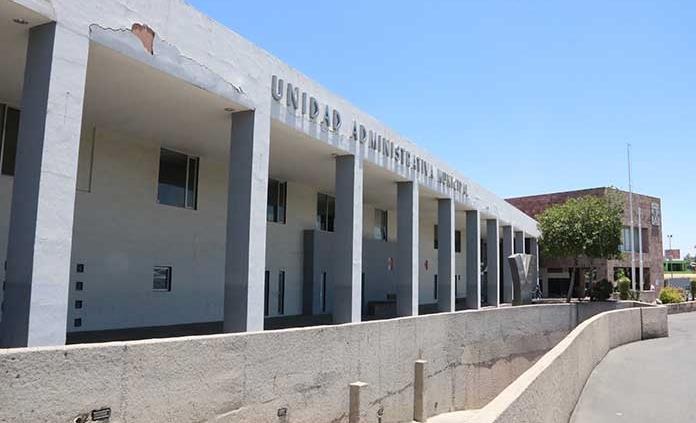 Urgen a reparar fachada de la U. Administrativa