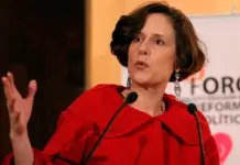 Denise Dresser demanda a AMLO por difamaciones en las mañaneras Denise Dresser demanda a AMLO por difamaciones en las mañaneras