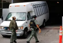 Gobierno de Trump enviará más personal de seguridad a la frontera con México