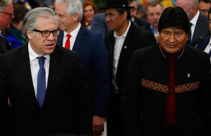 Luis Almagro, secretario general de la OEA, y Evo Morales, presidente de Bolivia / Foto: AP
