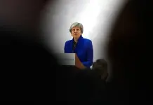 May abre la puerta a otro referéndum del brexit si se aprueba su acuerdo