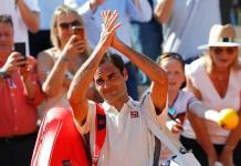 Federer celebra con un triunfo cómodo su partido 400 en Grand Slam