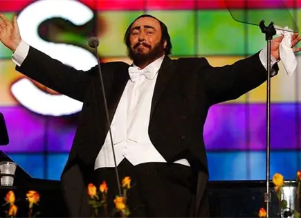 Luciano Pavarotti llev&oacute; la &oacute;pera p&uacute;blica a plazas y parques internacionales