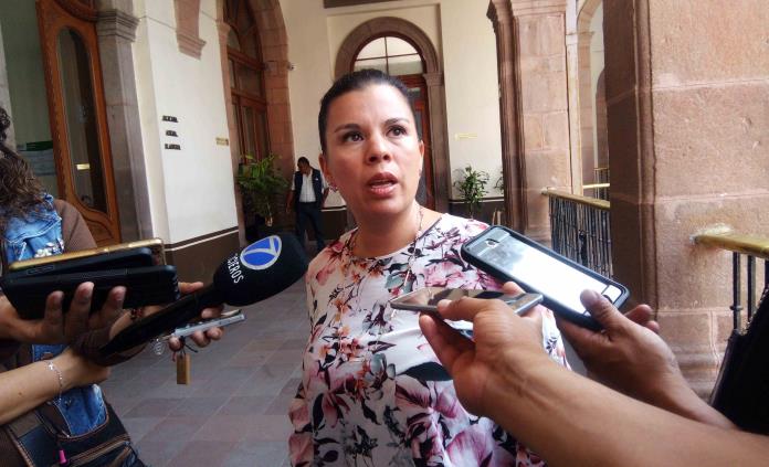 Casi mil 500 extranjeros tramitan residencia en SLP, por negocios