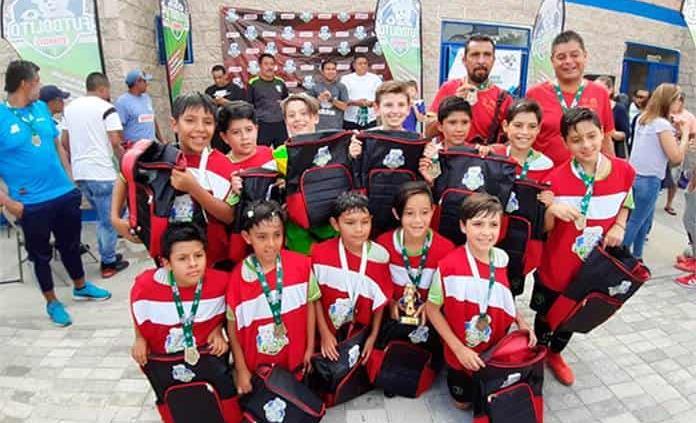 Eliminan a equipos potosinos del Torneo Futbolito Bimbo