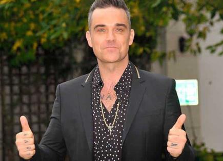 Robbie Williams y su impactante exposición de arte en Barcelona