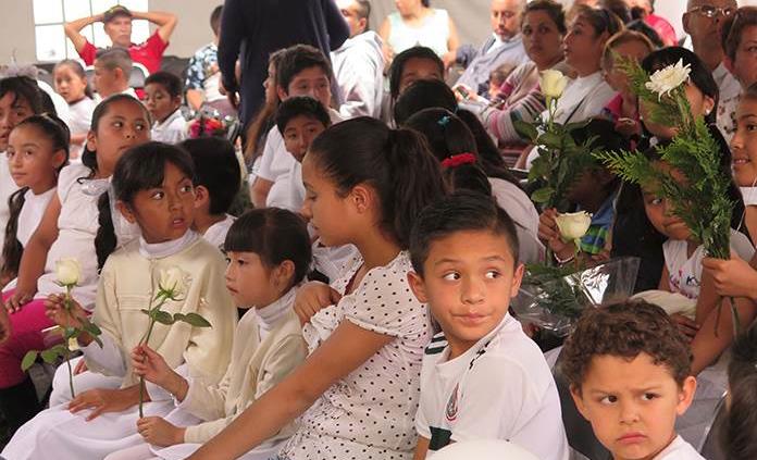 Compañeros despiden al niño Lenín, asesinado afuera de su escuela