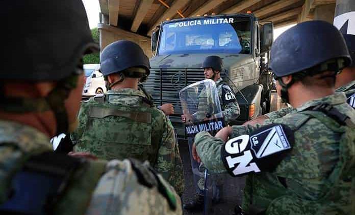 Indagan venta de falsas insignias de la Guardia