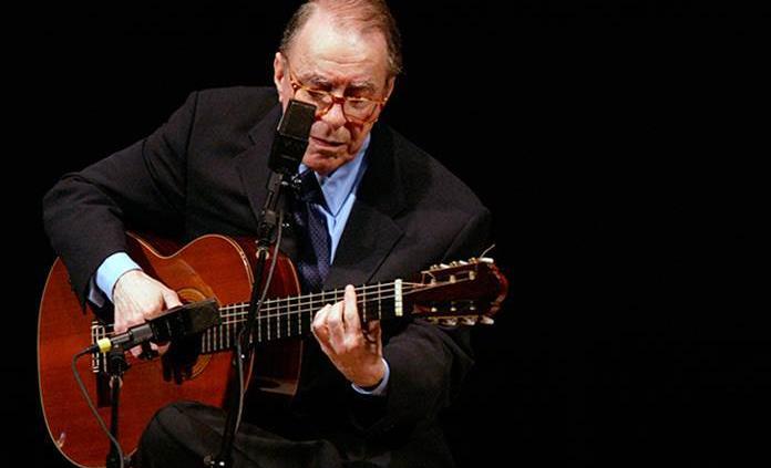 Critican a Bolsonaro por fría reacción a muerte de Gilberto