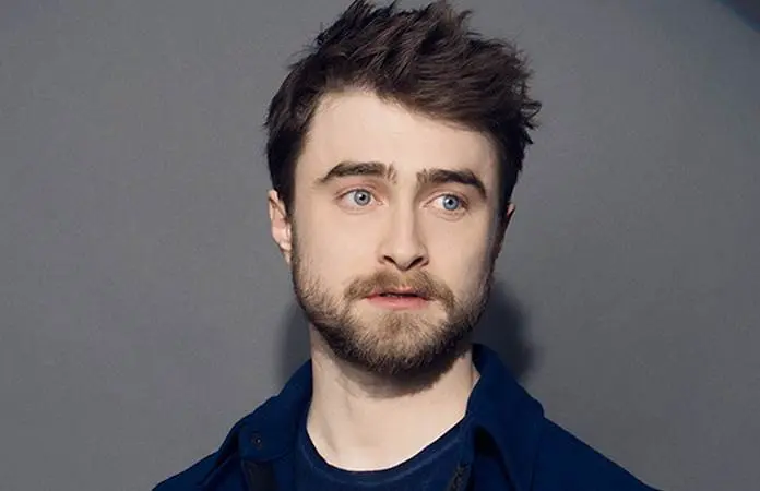 Daniel Radcliffe muestra apoyo al actor que interpretará a Harry Potter