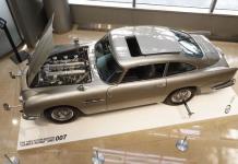 El Aston Martin esp&iacute;a de James Bond, a subasta en California