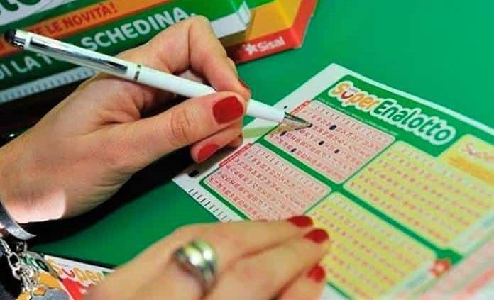 Lotería italiana alcanza una bolsa récord; ¿es factible ganar desde México?