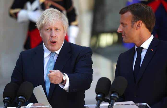 El primer ministro británico, Boris Johnson y el presidente de Francia, Emmanuel Macron / Foto: AP