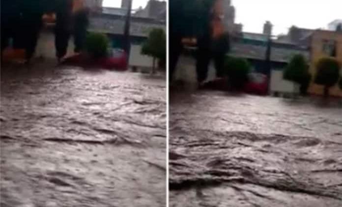 Amanecen decenas de casas con lodo por desbordamiento del Río Hondo de Naucalpan