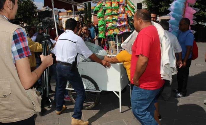 Niega Nava haber firmado autorización para instalación de ambulantes