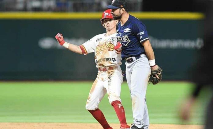 Diablos Rojos desmorona relevo de los Tigres; se adelanta en la serie
