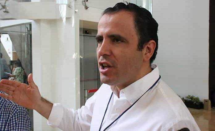 Seguirá la defensa en Congreso: X. Azuara