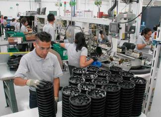 Aumentan empresas que realizan comercio internacional de servicios