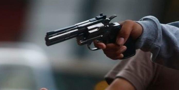 En menos de una hora, hombres armados roban dos vehículos en Lomas y Villa Magna