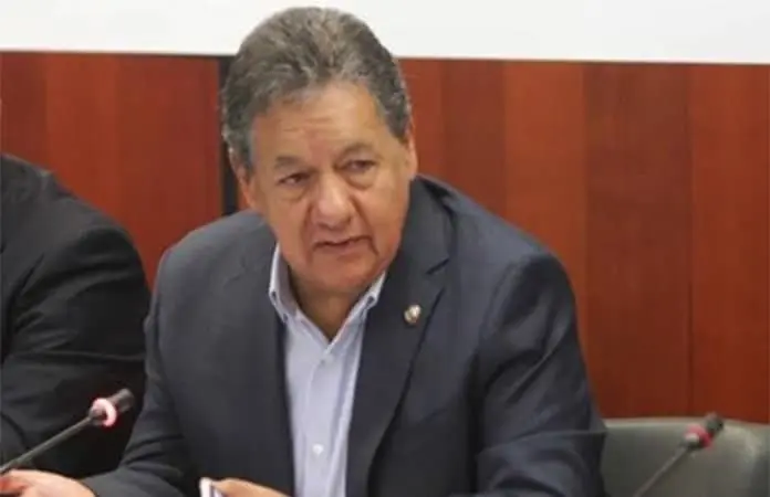 Higinio Martínez recomienda a Inzunza pedir licencia al Senado
