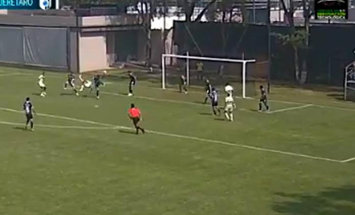 Golazo de chilena de futbolista del América Sub-20