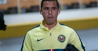 Paul Aguilar sufre accidente automovil&iacute;stico