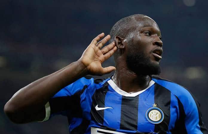 Romelu Lukaku ha sido blanco constante de cánticos racistas / Foto: AP