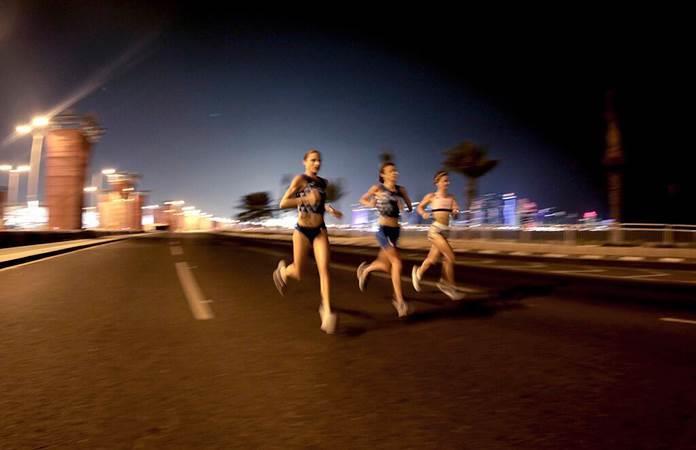 Atletas entrenan en Doha / Foto: AP