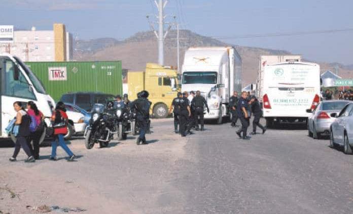Bloqueo de Uber desquicia parte de la Zona Industrial