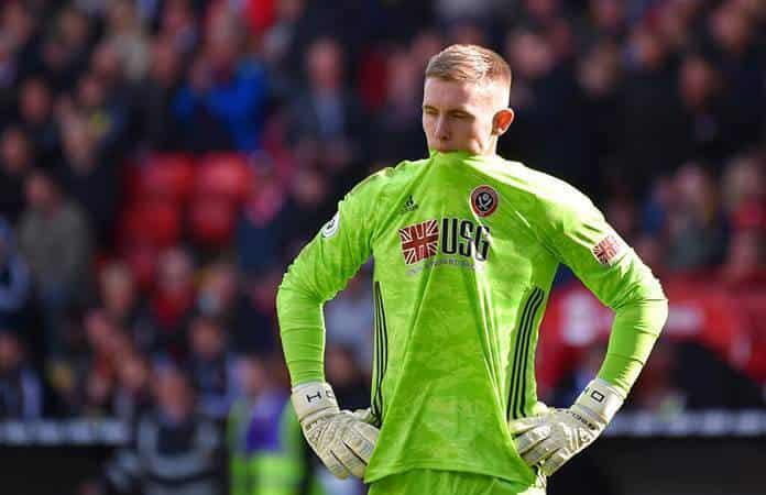 El portero del Sheffield United, Dean Henderson, lamenta el error que le dio la victoria del Liverpool / Foto: AP