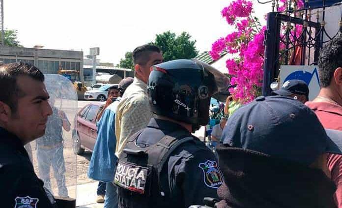 Director de Policía Municipal agrede a reportero de Pulso