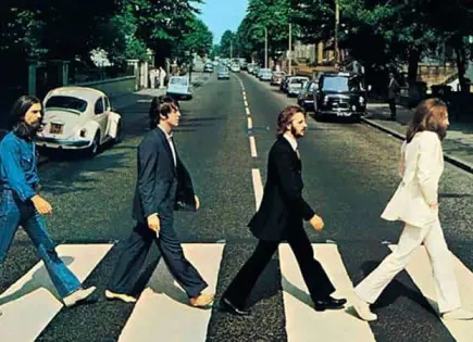 Abbey Road: La historia detrás del cruce icónico en tiempo real