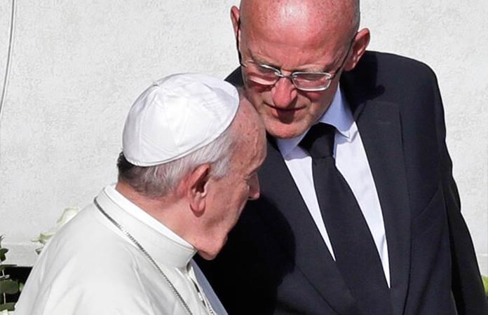 El papa Francisco y Domenico Giani / Foto: AP
