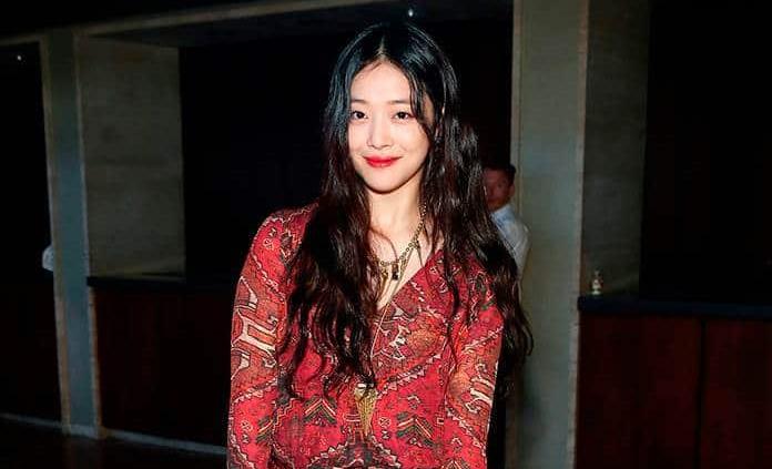 Hallan muerta a Sulli