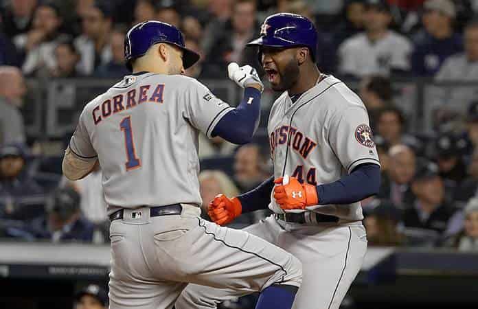 Astros y Rangers chocan en duelo texano, al inicio de Serie de