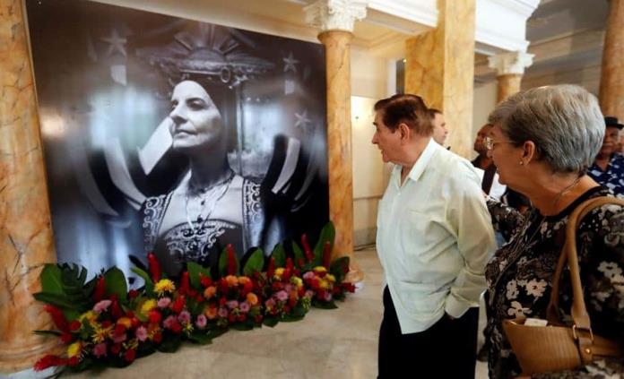 Cuba despide a su prima ballerina assoluta Alicia Alonso con funeral masivo