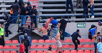 Avalan reforma contra violencia en los estadios