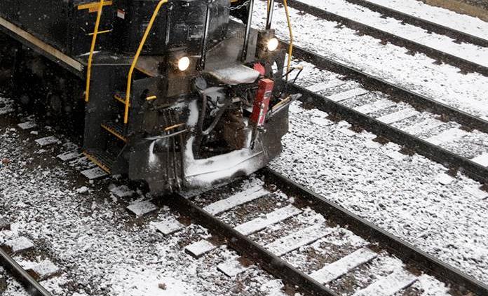 Muere un hombre en Egipto al ser obligado a saltar de tren en marcha por no tener boleto