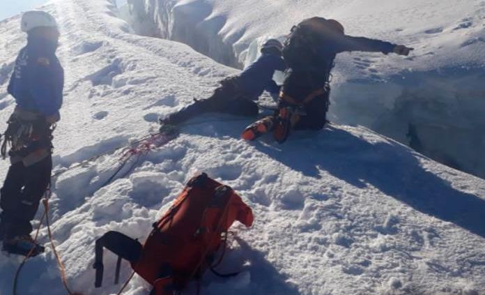 Recuperan cuerpo de una suiza fallecida al caer en grita de volcán en Ecuador