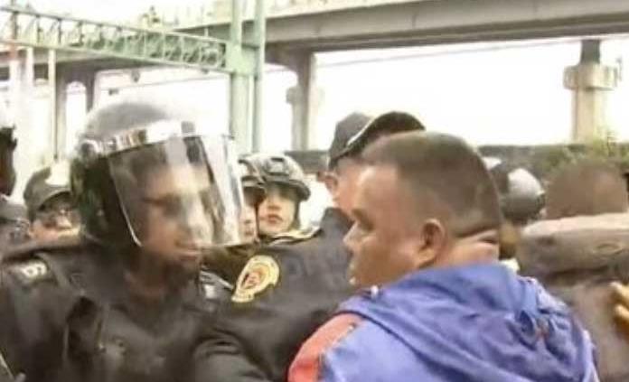 VIDEO: Se enfrentan policías federales y capitalinos en el aeropuerto