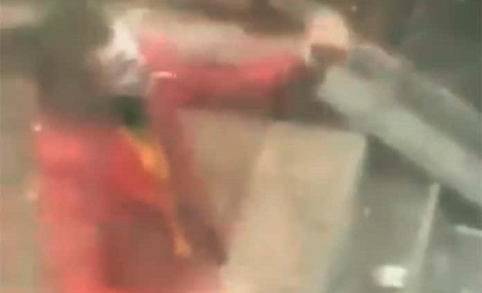 Desde una ventana en el Bronx captaron la toma exacta del mítico baile de Joker en escaleras (VIDEO)