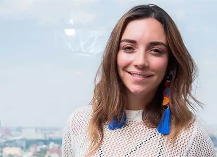 Regina Bland&oacute;n y Memo Villegas en Enloqueciendo contigo