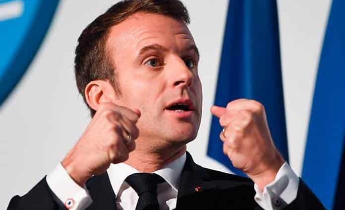 Obreros reclaman a Macron por fábrica cerrada pese a sus promesas de empleo
