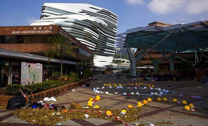 Sin rastro de los activistas amotinados en una universidad de Hong Kong