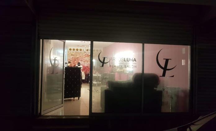 Maleantes atracan a clientes y empleados en la avenida Cuauhtémoc casi esquina con Avanzada