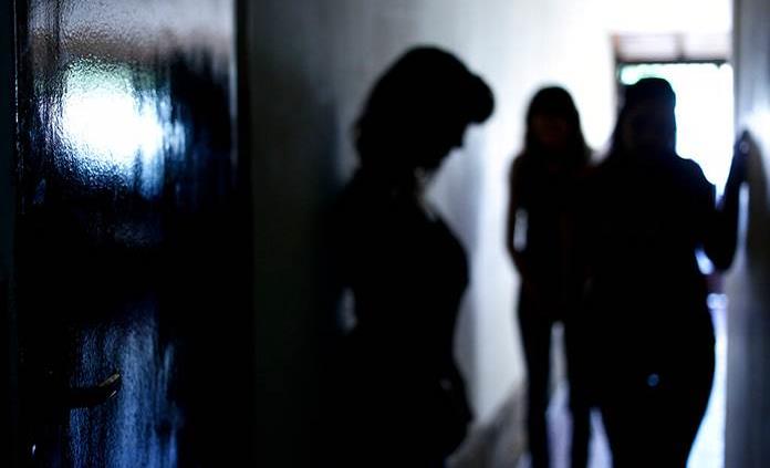 Detienen por tráfico sexual a un hombre que creó un grupo de ayuda a víctimas