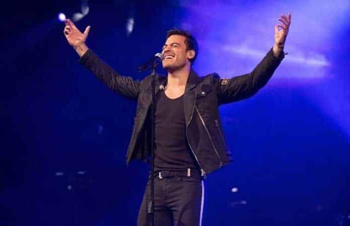 Carlos Rivera  / Especial